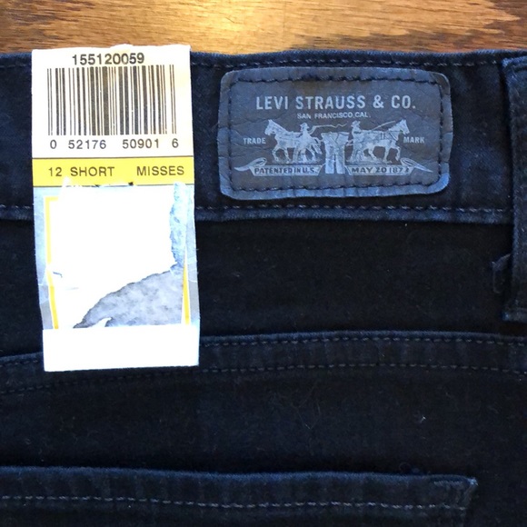 NWT Levi’s black jeans - Picture 5 of 6